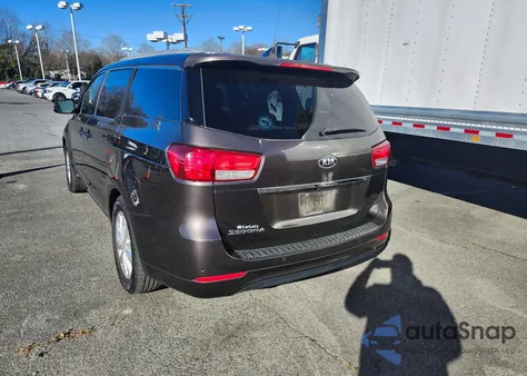 2015 Kia Sedona Ex из США, поврежденный, VIN KNDMC5C17F6023047